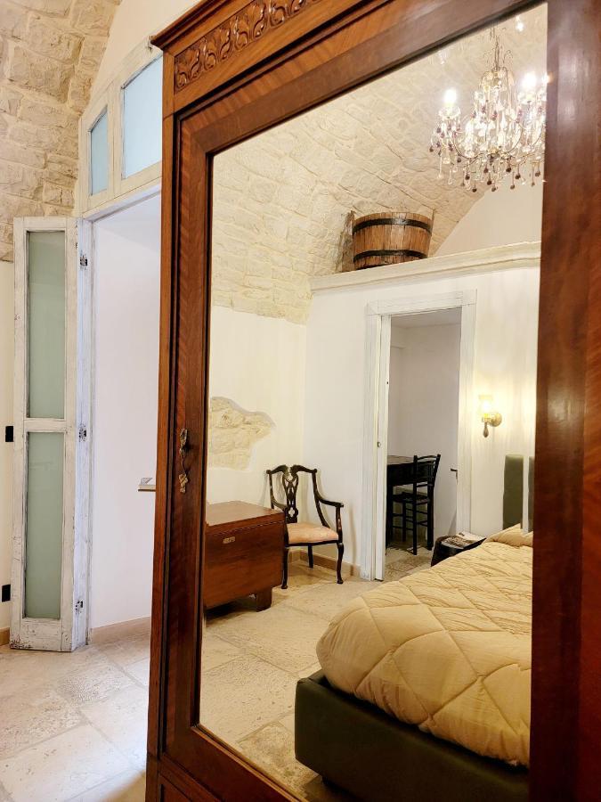 Giovinazzo Historic Apulia Old Town Stone House With Private Patio Appartement Buitenkant foto
