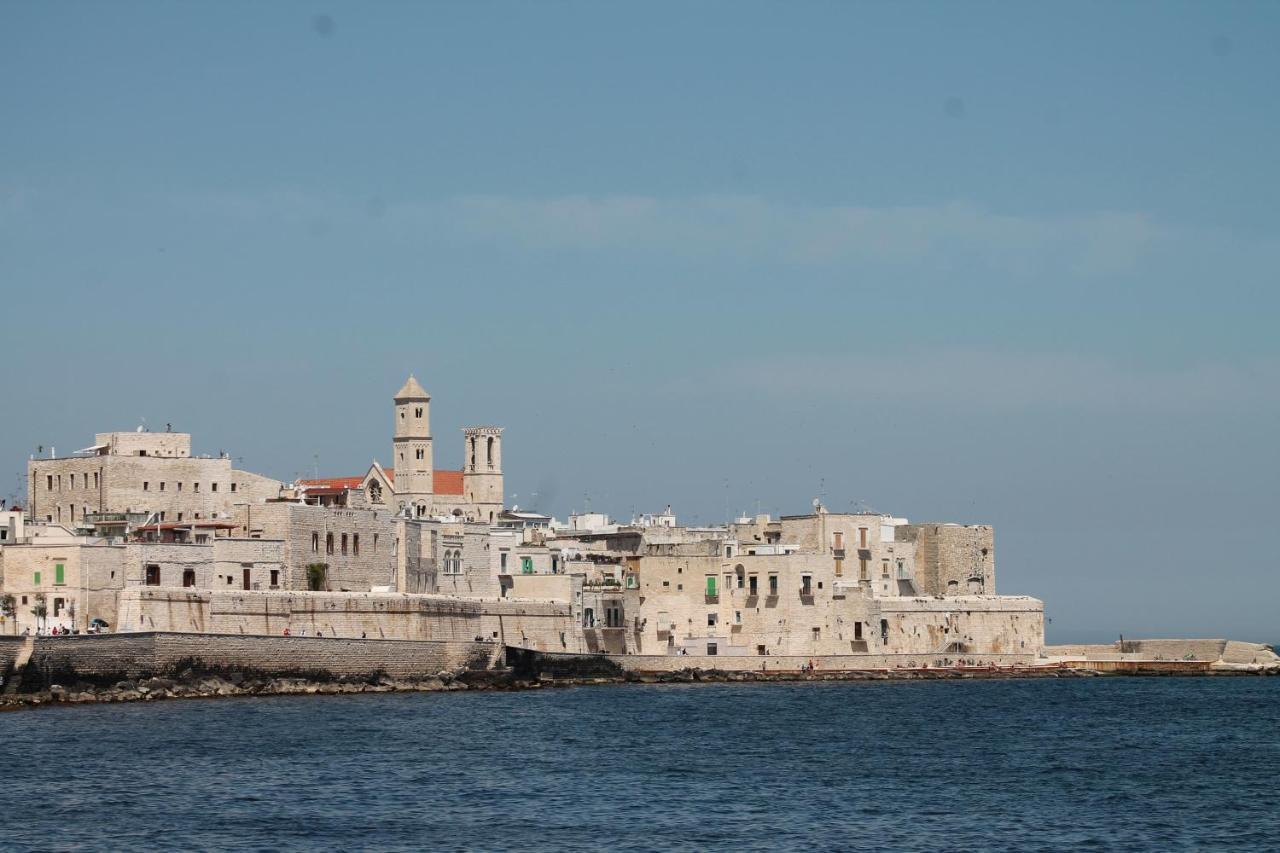 Giovinazzo Historic Apulia Old Town Stone House With Private Patio Appartement Buitenkant foto