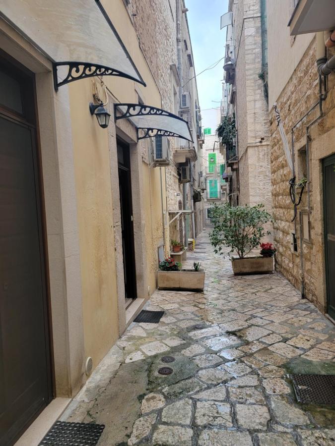 Giovinazzo Historic Apulia Old Town Stone House With Private Patio Appartement Buitenkant foto